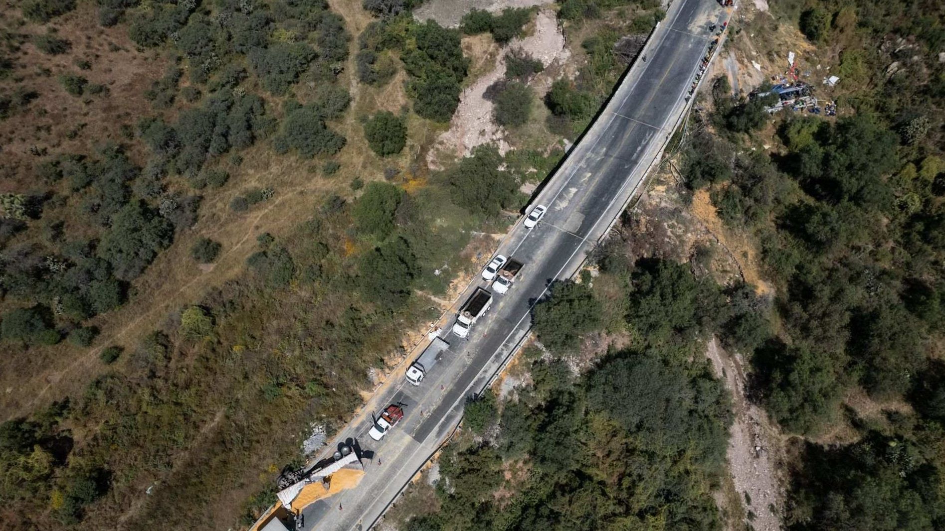 ¿Quiénes Son los Heridos en Accidente de Autobús de Pasajeros que Iba al Balneario El Manto en Nayarit?