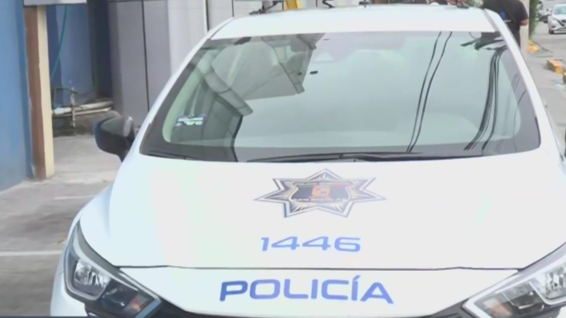 Mujer es Asesinada Presuntamente por su Esposo Afuera de Empresa en San Nicolás; agresor huyó
