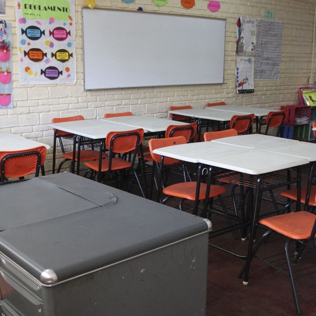 Salón de Clases Vacío por Puente del 15 de Mayo 2026