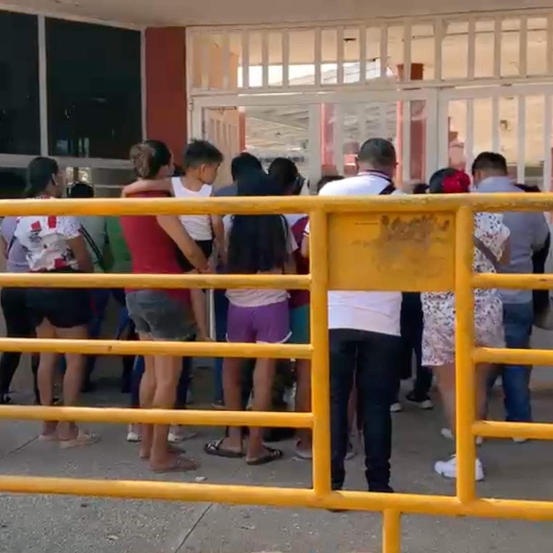 Investigan a Dos Alumnos por Generar Alarma de Ataque con Arma de Fuego en Escuela Secundaria Técnica 96 de Coatzacoalcos Veracruz