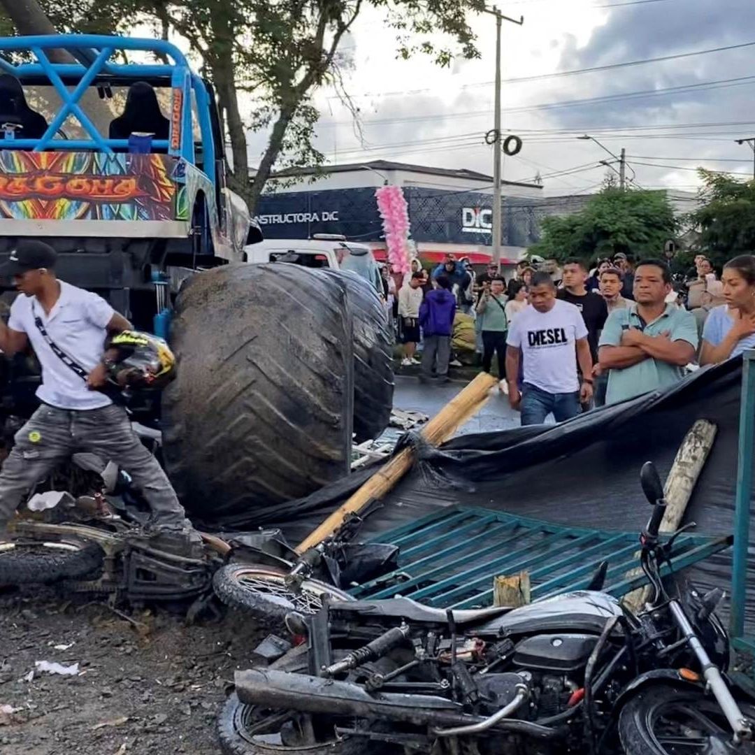 Monster Truck Arrolla a Espectadores en Colombia: Mueren 3 Personas y 38 Quedan Heridas.