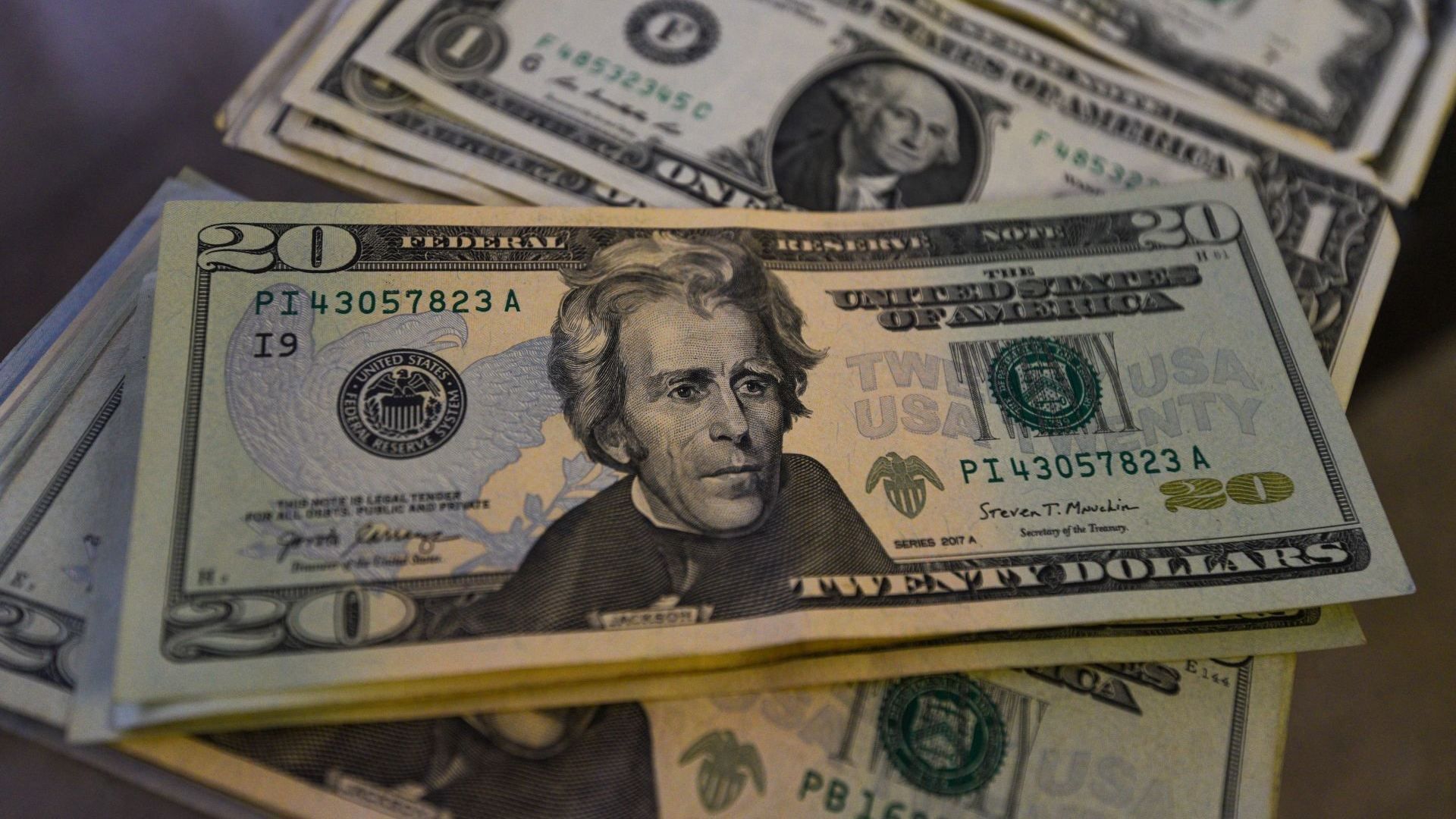Precio del Dólar Hoy MIÉRCOLES 6 de Mayo de 2026: Así Está el Tipo de Cambio con el Peso