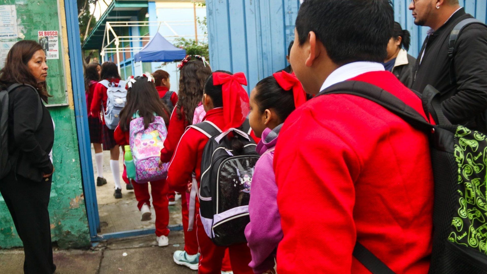La SEP suspende clases cuándo no hay escuelas el lunes 11 y viernes 15 de mayo 2026 qué alumnos descansan