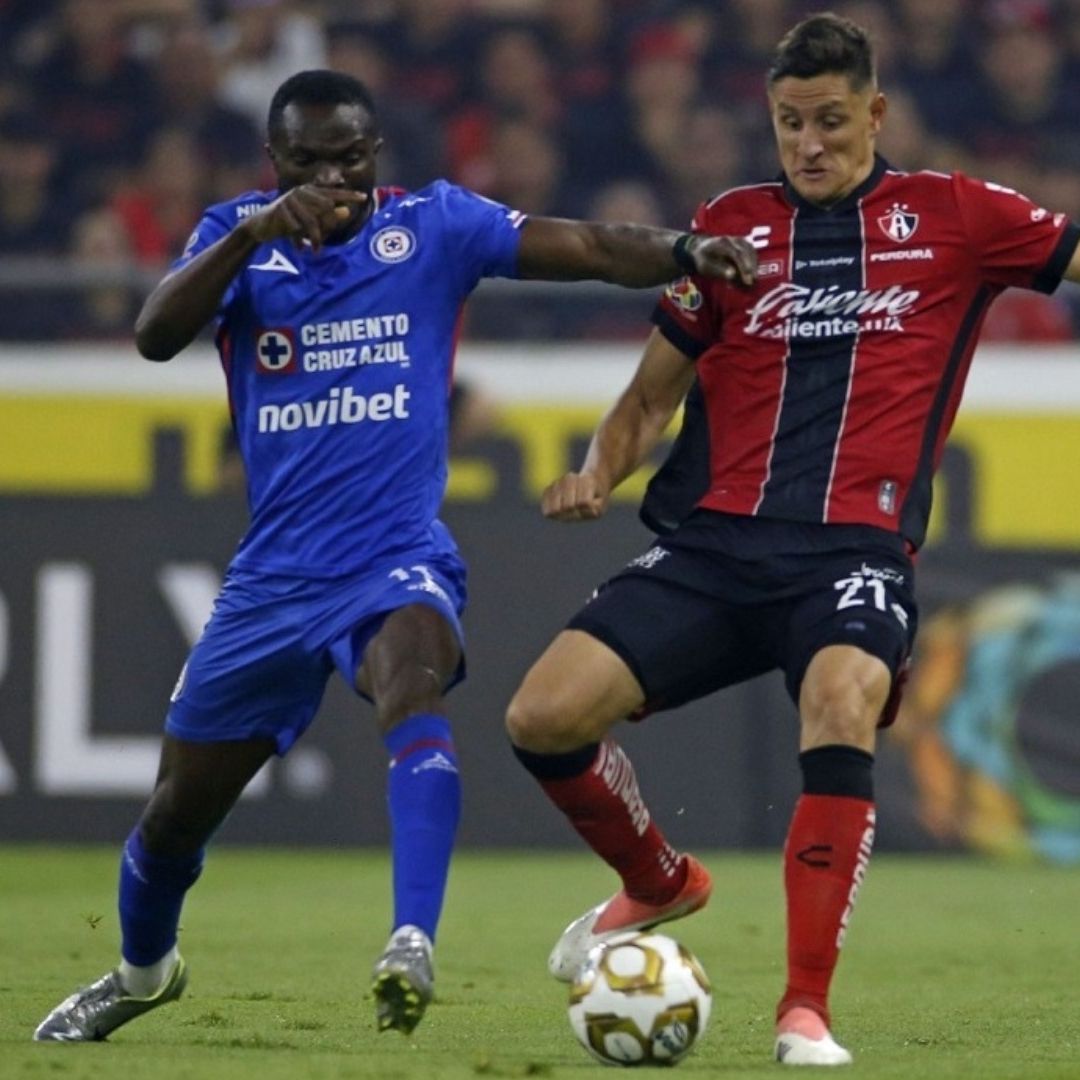 Cruz Azul venció al Atlas en la ida de cuartos de final con dos goles del nigeriano Christian Ebere. Foto: Cuartoscuro
