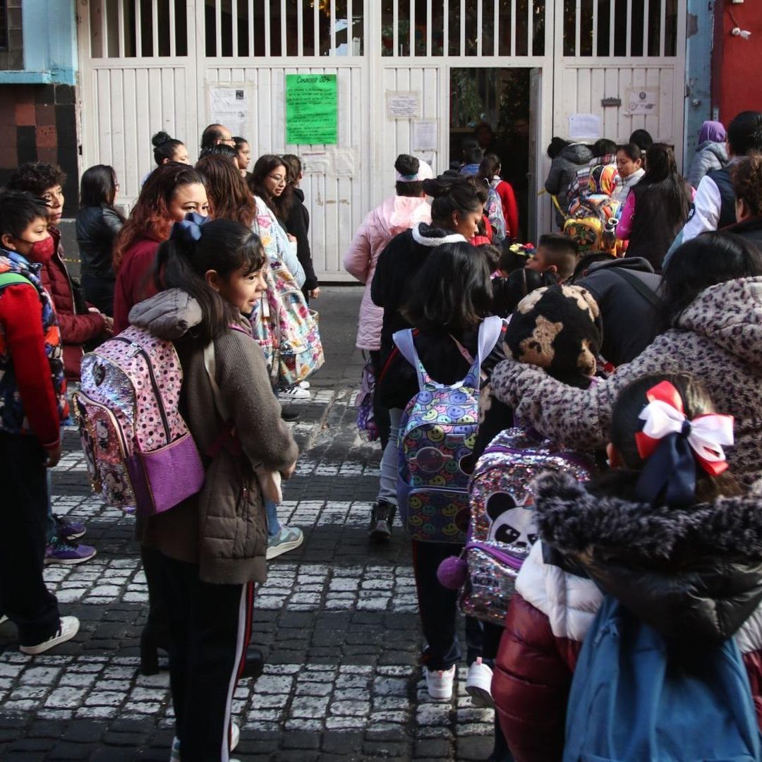 Estudiantes en escuela de México