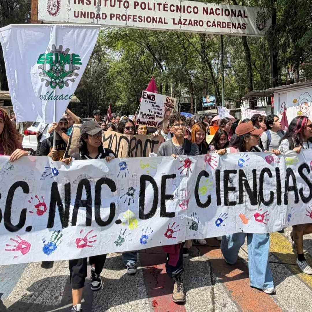 Marcha de estudiantes del IPN en la CDMX