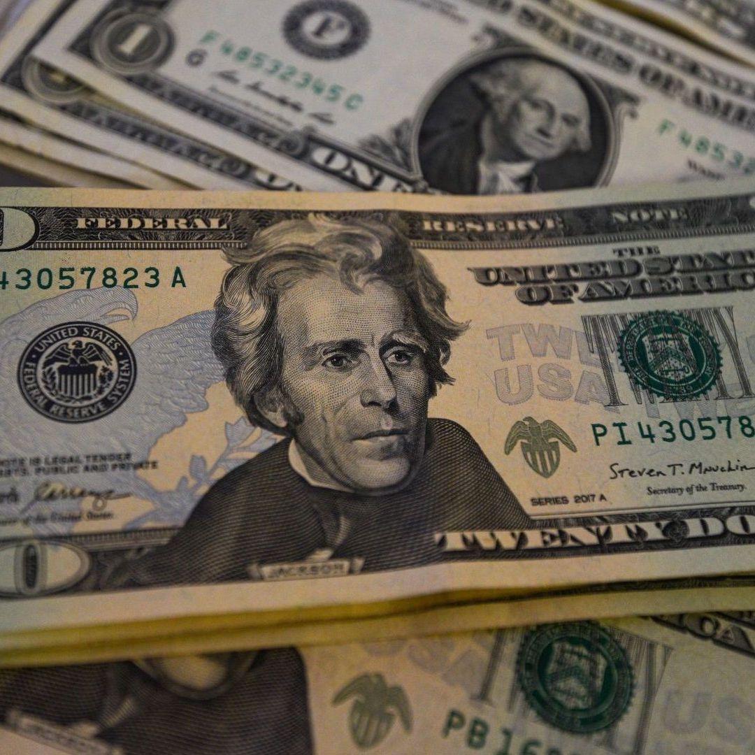 Precio del Dólar Hoy VIERNES 8 de Mayo de 2026: ¿Cómo Está el Tipo de Cambio con el Peso?