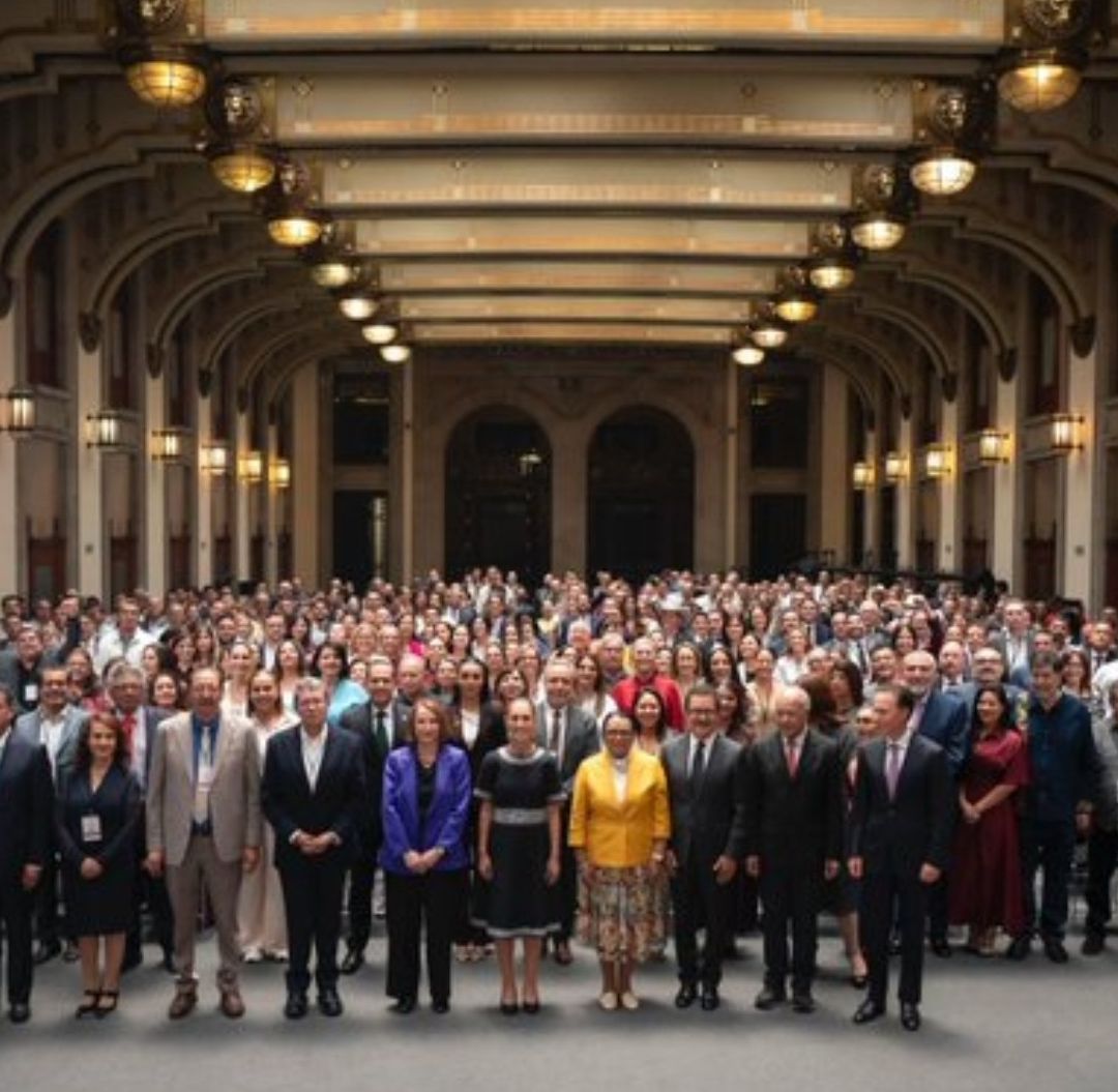 Concluye Reunión de Sheinbaum con Legisladores de Morena y Partidos Aliados en Palacio Nacional