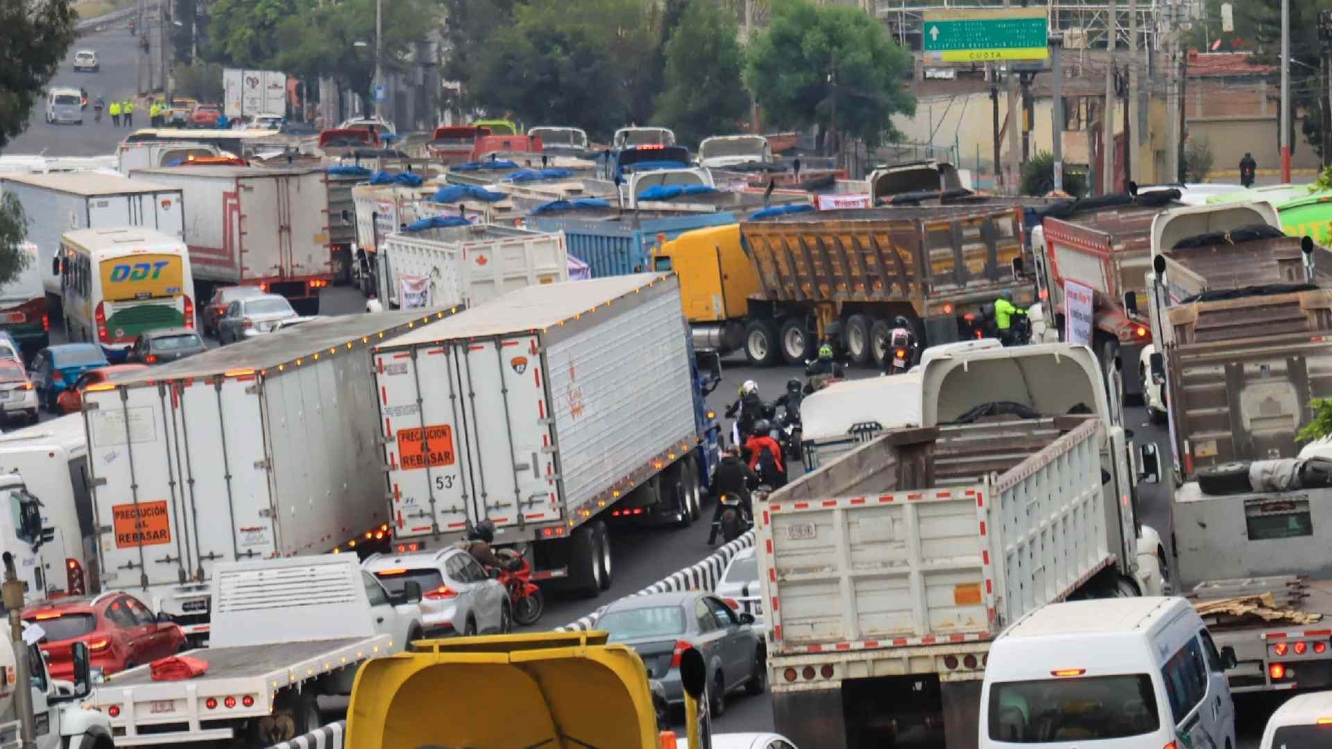 Segob Llama al Diálogo Ante Mega Marcha de Transportistas. Foto: Cuartoscuro