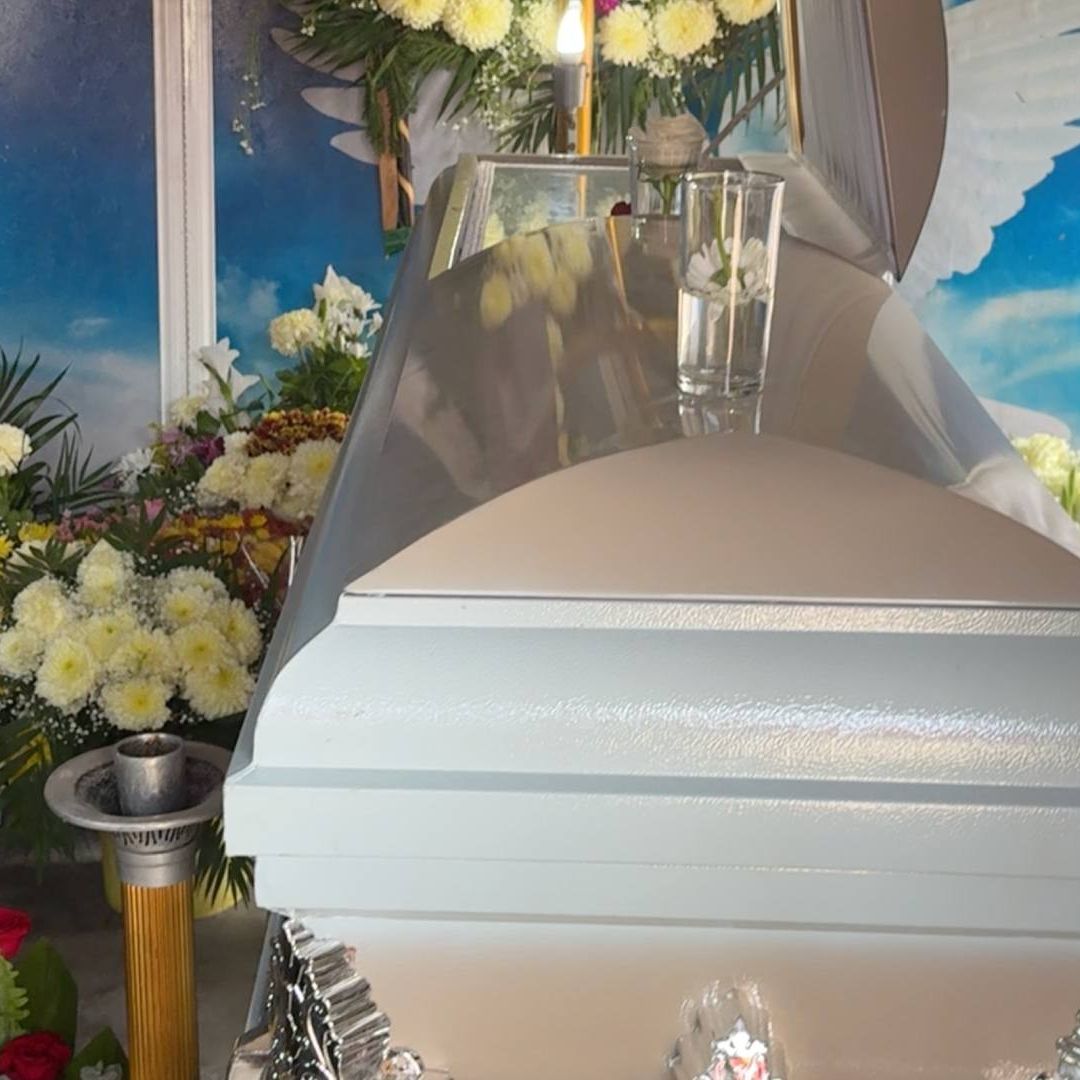 Velan Cuerpo de Teresa Mujer Asesinada Presuntamente por su Pareja en Las Bajadas en Veracruz