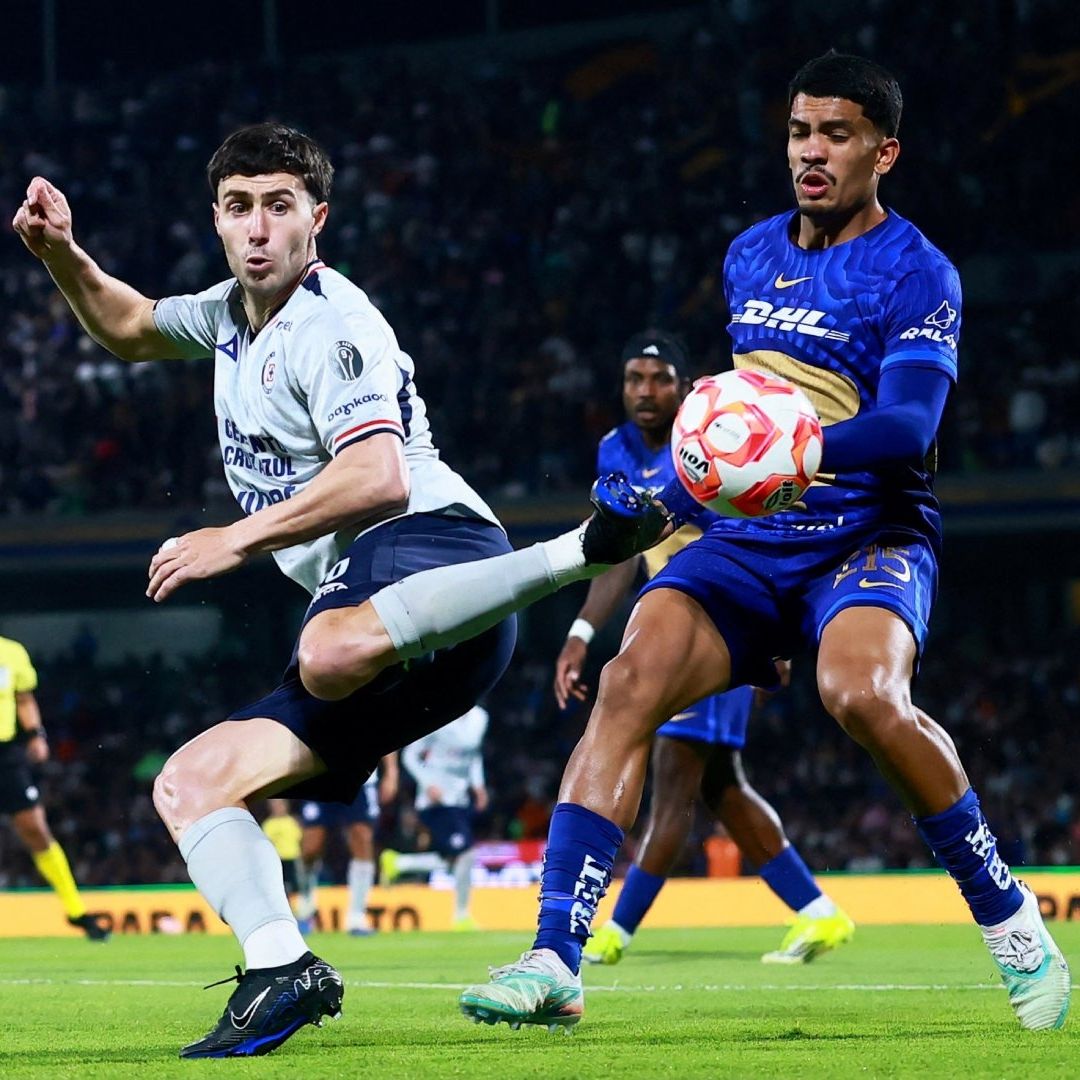 La rivalidad entre Pumas y Cruz Azul se ha acentuado en torneos recientes. Foto: Reuters
