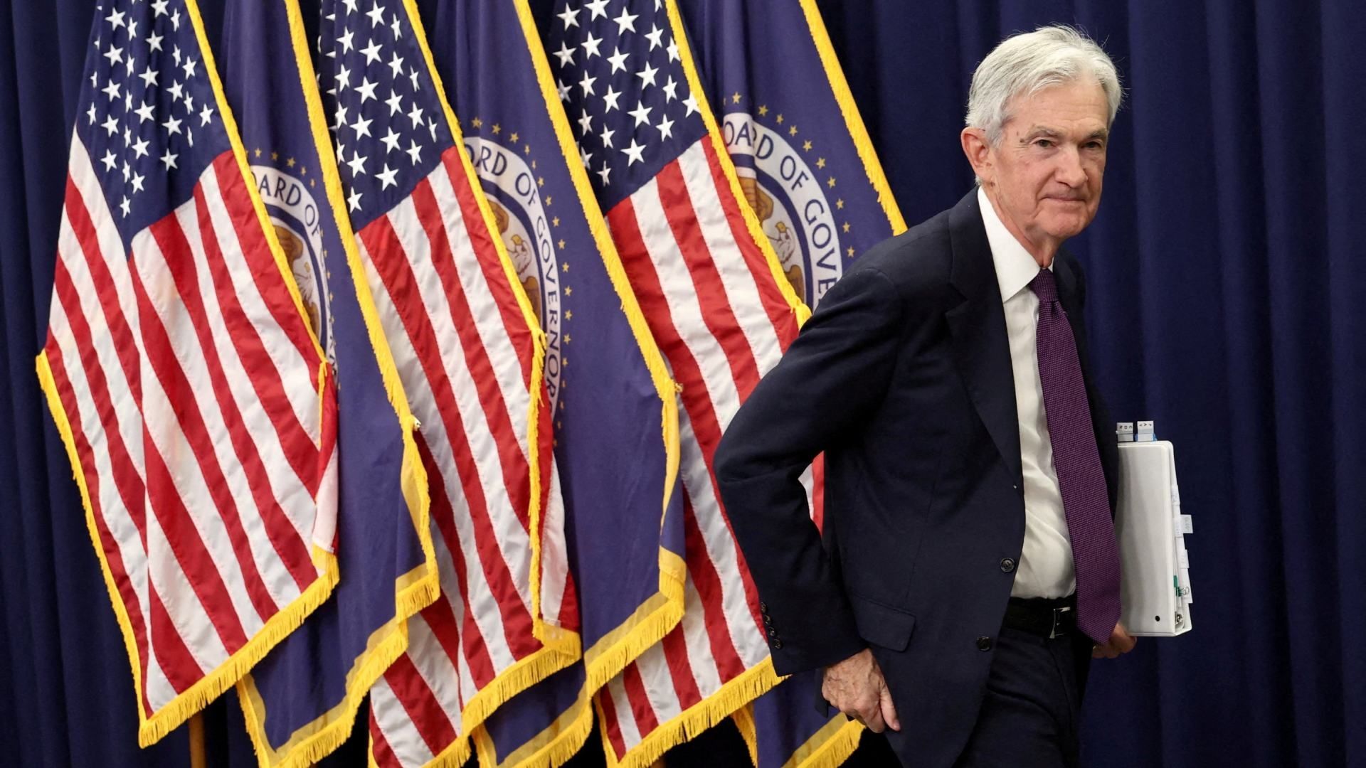 Jerome Powell Deja de la Presidencia de la Fed tras 8 Años al Frente; Kevin Warsh le Sucederá