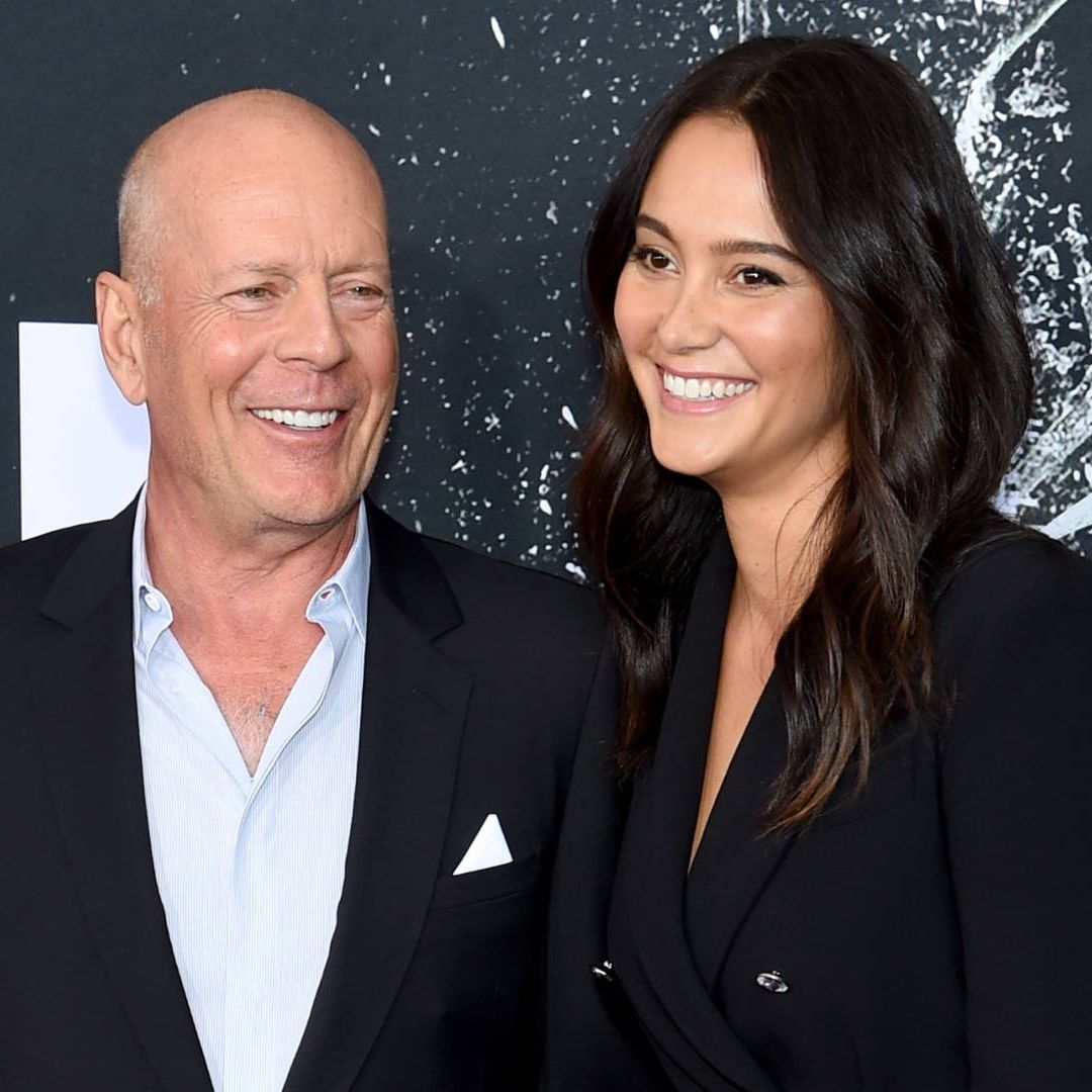 Bruce Willis Ya No Habla: Las Duras Palabras de su Esposa Emma Heming sobre su Estado de Salud