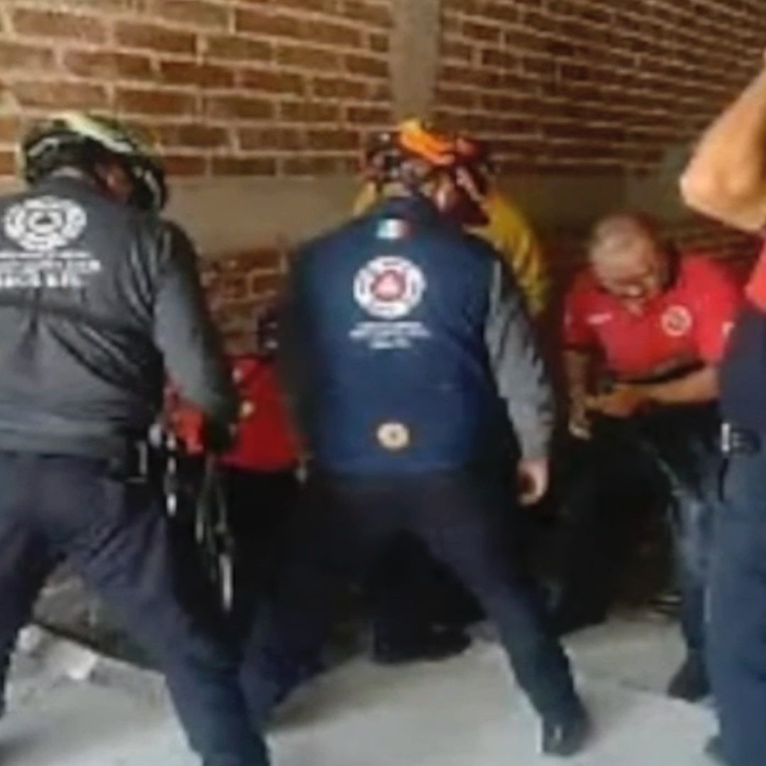 Bomberos Rescatan a Dos Hombres Intoxicados y Atrapados en un Aljibe que Limpiaban en León