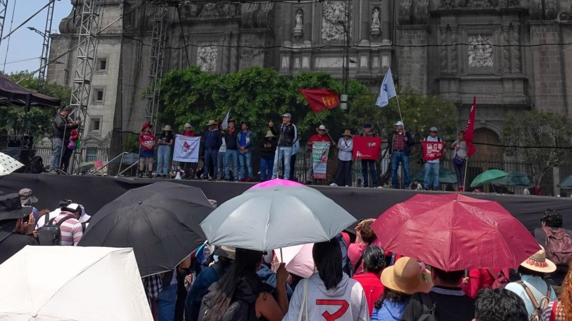 marcha de la CNTE
