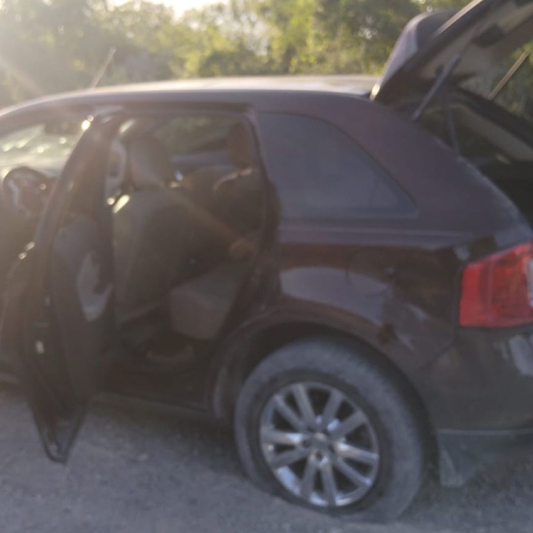 Rescatan a Dos Personas Privadas de la Libertad en Tamaulipas; Aseguran un Arma y Ponchallantas