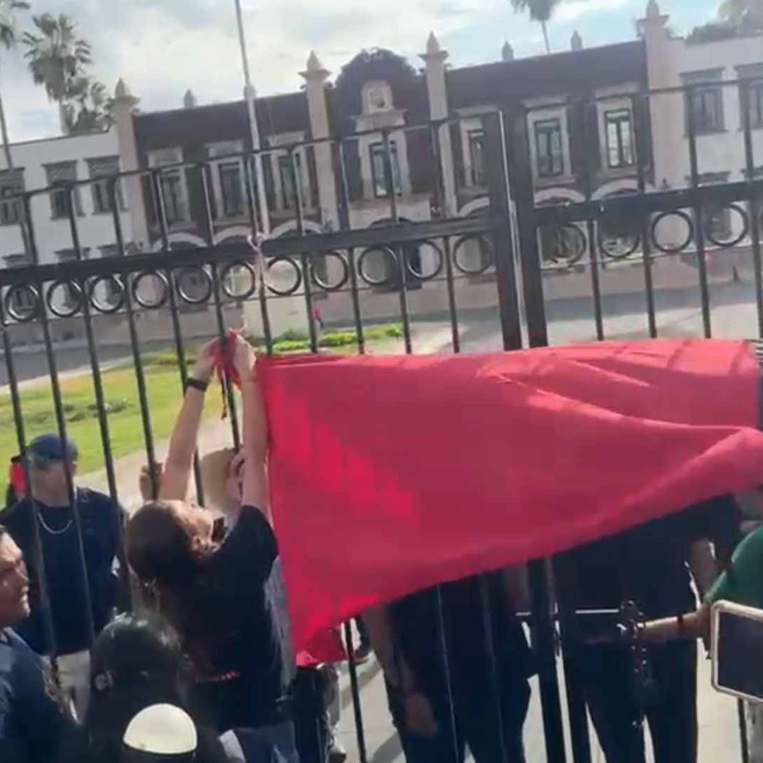 Estalla Huelga en Universidad de Sonora por STAUS