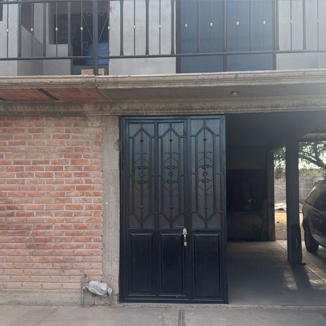 Detienen a hombre que presuntamente asesinó a su esposa e hija en Aguascalientes.