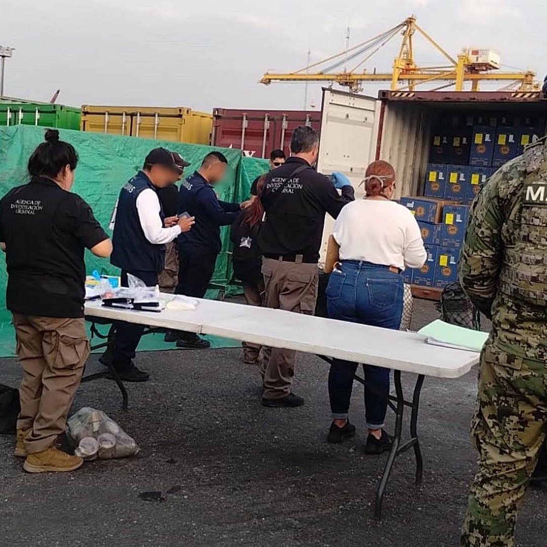 Aseguramiento de cocaína en Manzanillo, Colima. Foto: Semar