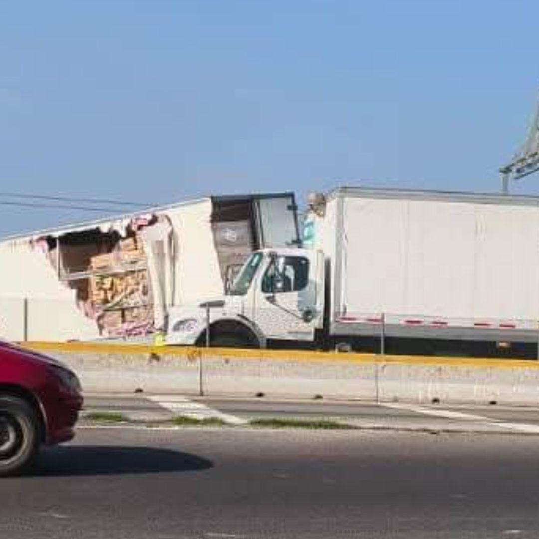Accidente Autopista Puebla Orizaba Choque Dos Tráileres Provoca Tráfico por Cerrada