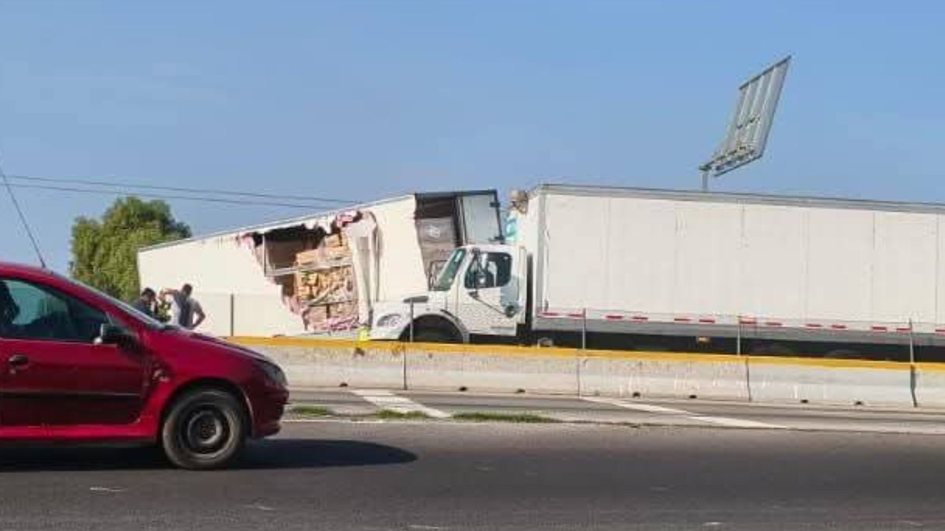 Accidente Autopista Puebla Orizaba Choque Dos Tráileres Provoca Tráfico por Cerrada