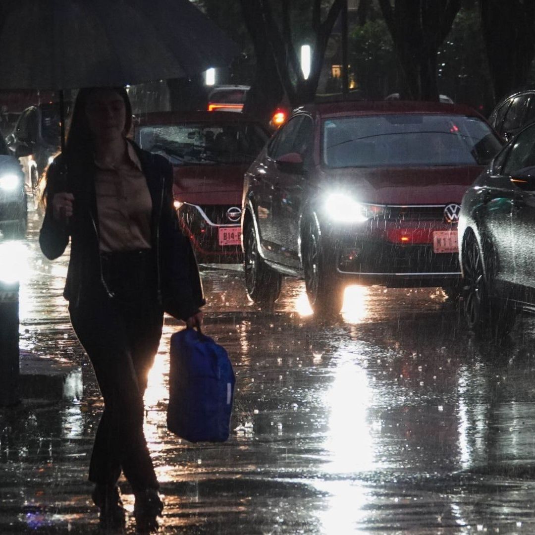 Lluvias en CDMX: ¿Qué Debe Contener una Mochila de Emergencia en Caso de Inundaciones?