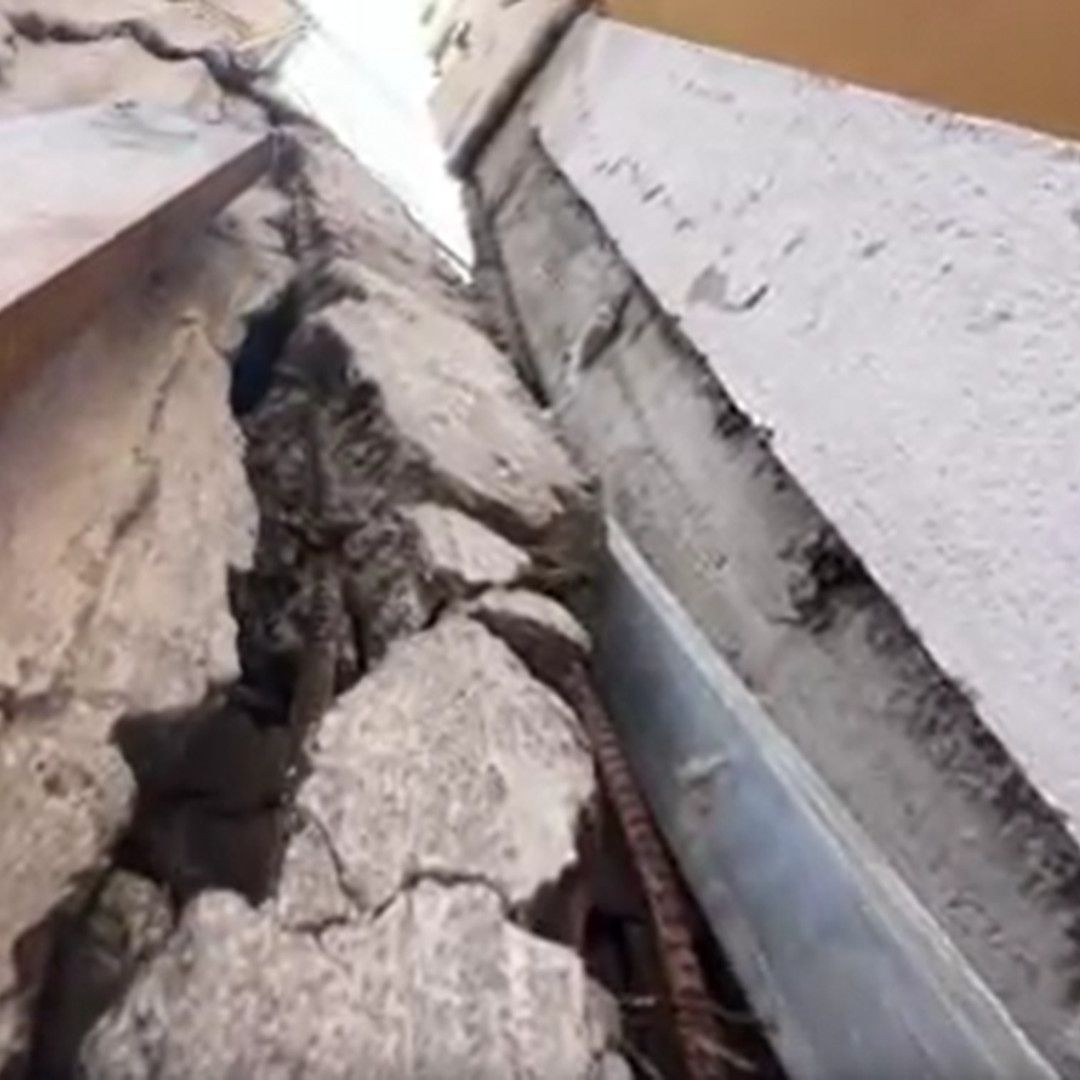 Vecinos temen colapso de edificios dañados en CDMX