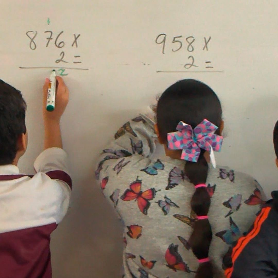 Lemus rechaza cualquier cambio al calendario escolar 2025 - 2026.