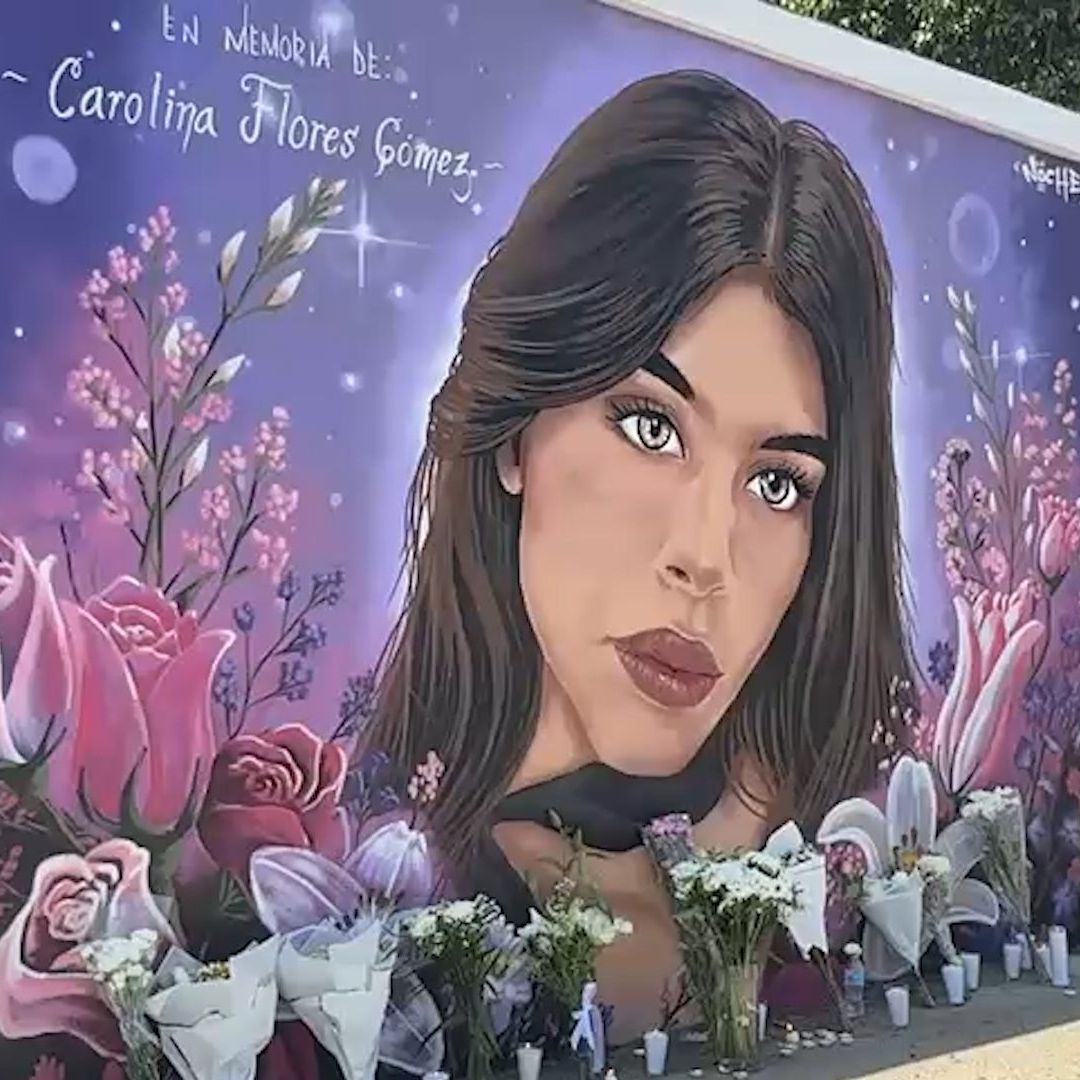 Develan Mural en Memoria de Carolina Flores, Exrein de Belleza en Ensenada