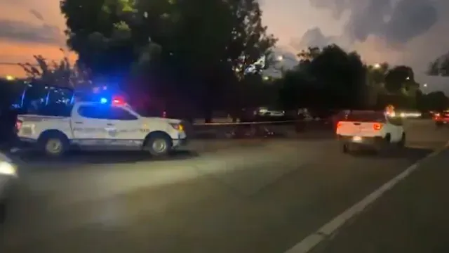 Durante varias horas se mantuvo el cierre parcial en Blvd. 18 de Noviembre. Foto: Grupos de emergencias
