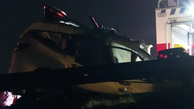 Muere joven conductor de camioneta tras choque en la autopista Puebla-Tlaxcala. Foto: N+