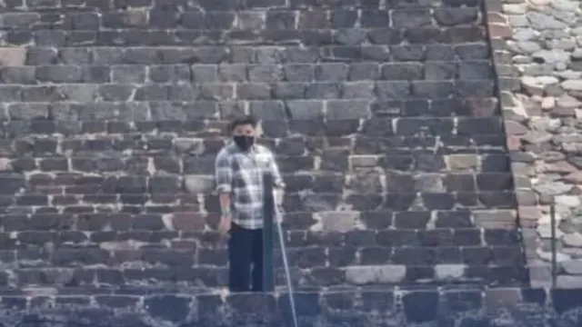 Agresor en Teotihuacán, 20 de abril de 2026. Foto: Cuartoscuro