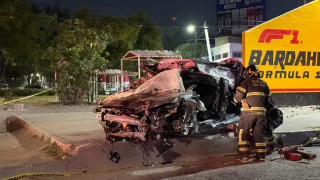 Así quedó el auto por el accidente de hoy en Circuito Interior. Foto: N+