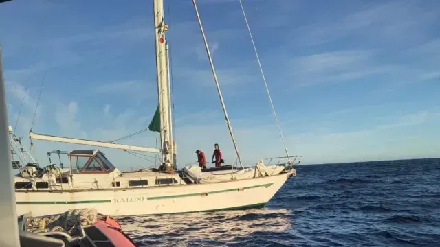 Marina Rescata Embarcación en Inmediaciones de las Islas Marías en Nayarit; Así Fue Operativo