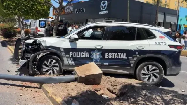 Muere ciclista tras ser embestido por patrulla estatal de Puebla. Foto: X @ciudadano_pue