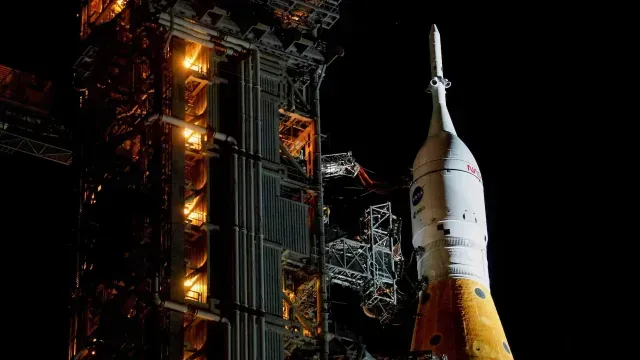 Durante su despegue, la nave debe alcanzar los 40 mil kilómetros por hora