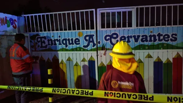 Daños en preescolar “Enrique A. Cervantes” por granizo en Puebla. Foto: Gobierno de Puebla