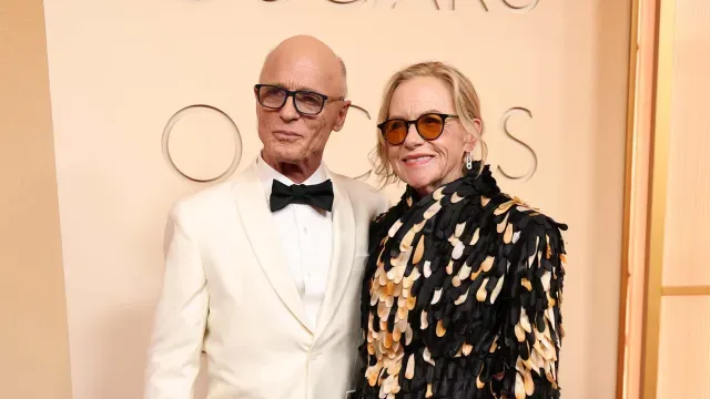 Amy Madigan alfombra roja