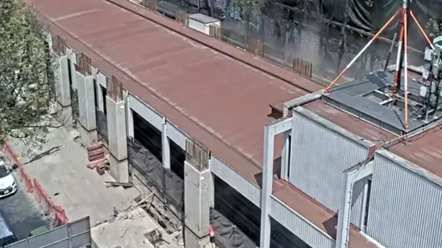 Momento del colapso de edificio en San Antonio Abad, CDMX.