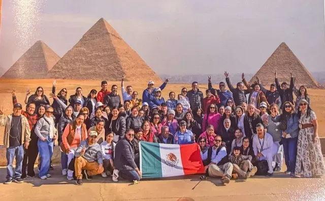 Peregrinos de Celaya llegan a Egipto desde Jordania