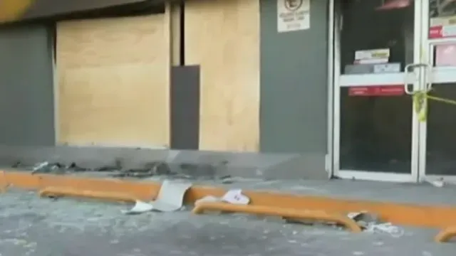 Esta fue la primera tienda incendiada el domingo pasado. Foto: N+