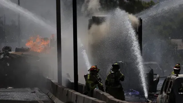 El siniestro tardó varias horas en ser controlado en Chile. Foto: Reuters