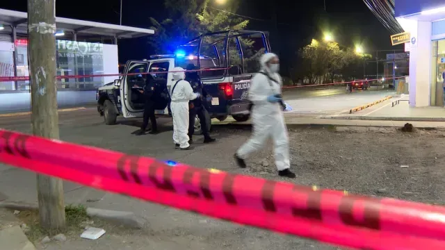 Investigan homicidio frente a farmacia de la ciudad de Puebla. Foto: N+