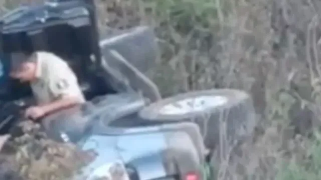 Con maniobras, lograron sacar de la unidad a los afectados