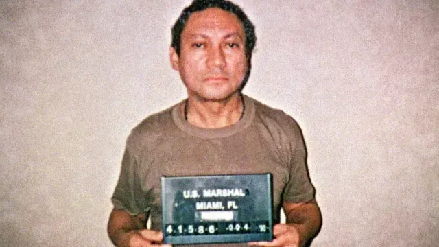 Manuel Noriega se rindió tras una fuerte presión militar. Foto: AP.