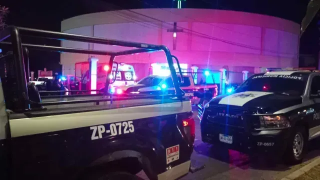 Sujeto ataca a balazos a una pareja en pleno rosario en Zapopan