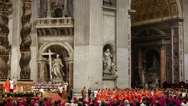 La Santa Misa celebrada con motivo de la elección del nuevo papa. Foto: Reuters