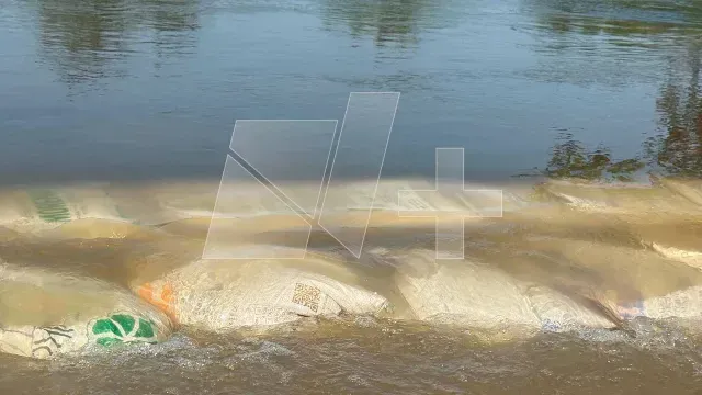 Implementan-Acciones-Ayudar-Vecinos-Sector-Moscu-Tampico-tras-Inundaciones