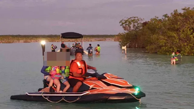 Rescate de turistas en Bacalar