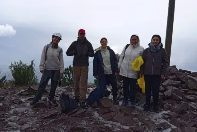 Última foto de Ana Amelí con un grupo de senderismo en el Ajusco, CDMX